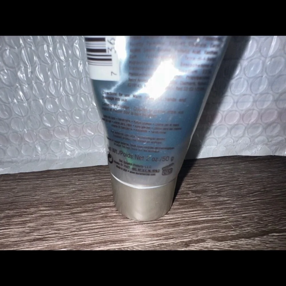 Laura Mercier creme‎ de pistache hand creme cream pistachio
